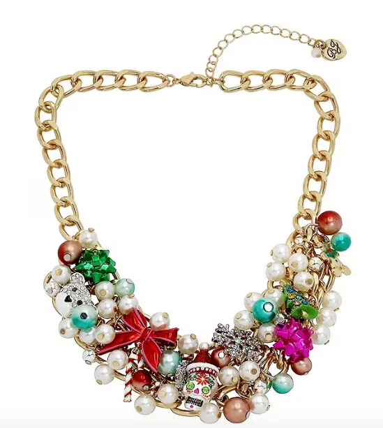 NUEVO Collar Betsey Johnson Navidad Calavera de Azúcar Distintivo Oso Precio de venta sugerido por el fabricante $148 Foto 1 de 4