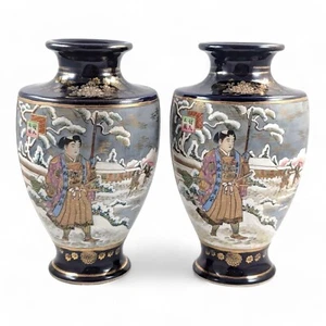 Antique Hand-Painted Pair of Satsuma Vases, Japan, Meiji Period - Picture 1 of 13