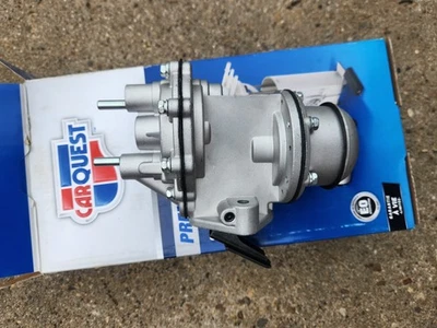 Bomba de combustible mecánica M3146 4896 3542706 para Ford 170 200 Bronco Falcon Ranchero  Foto 1 de 4