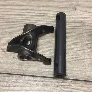 2019-2022 KTM 450 SXF XC ENGINE INTAKE ROCKER ARM - Picture 1 of 3