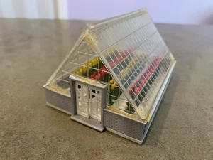 Vintage Plasticville Greenhouse Ho Scale Fully Assembled - Picture 1 of 10