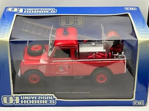 1:18 Land Rover Series II -- Pompier "Ville De Lyon" Fire Truck -- Universal Hob - Picture 1 of 2