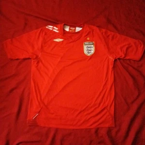 Umbro England FC Football Soccer Red Jersey Mens XL Stutched - Picture 1 of 7