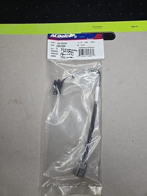 (1) Genuine Connector  ACDelco GM OE/GM Genuine Parts  # 15-75221  # 22957044 - Image 1 of 4