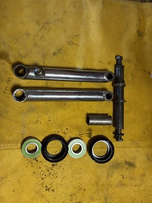 vintage bmx 3 piece crankset - Image 1 of 4