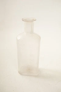 The Smith Drug Co (R3R-37) Medicine Bottle (JSF6) Anaconda Montana Large Script - Picture 1 of 10