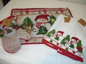 S/7 Wandteppich Urlaub Weihnachten Schneemann Tischsets Handtücher Ofenhandschuh Küche Set - Bild 1 von 7