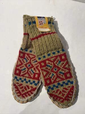 Calcetines de casa hechos a mano Arteksport hechos en Albania tejidos en pantuflas de piel de animal Foto 1 de 4