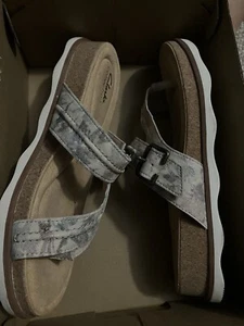 Clark Damen-Sandalen Größe 8,5 und 9 20 $ pro Preis fest - Bild 1 von 5