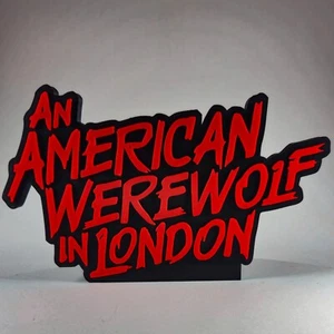Insegna Stand-Art Logo Un Lupo Mannaro Americano a Londra - Memorabilia Unici - Foto 1 di 4