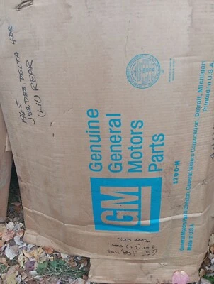 Новый из старых запасов 1965 OldsMobile Delta 88r обшивка левой задней двери - Изображение 1 из 4