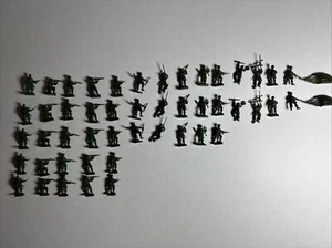 Italeri # 6063 WWII US Paracadutisti 101° set di figurine scala 1/72 - Foto 1 di 4