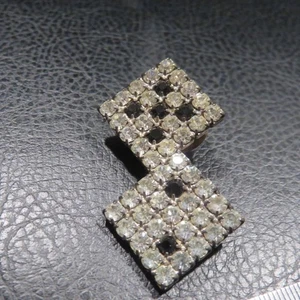 Craps dice Vegas rhinestone pin Swarovski crystals vintage silver gambling USA - Picture 1 of 5
