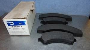 NOS Bendix Brake Pads MK225PREM GMC School Bus Cab Over 60 6000 70 7000 Series - Foto 1 di 3