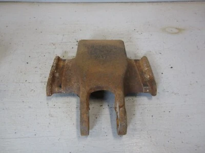 1999 - 2004 Ford F250 F350 4x4 Front Axle Lower Shock Mount. OEM. F81A-5458-AB - Image 1 of 4