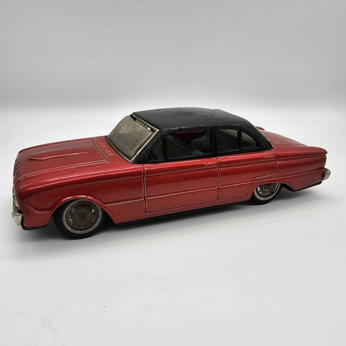 旧バンダイ【 フォード マスタング青】ブリキ自動車 tin toy car 箱付 旧バンダイ【 フォード マスタング青】ブリキ自動車 tin toy car