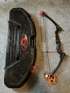 compound bow left hand - Picture 1 of 1
