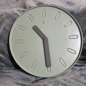 Ikea SLIPSTEN Wall Clock RARE Sage Green Silent Movement 13 3/4" (35 cm) - Picture 1 of 5