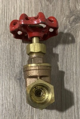 Laloo 1/2" Threaded Brass Gate Valve - Image 1 of 4