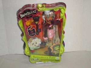 Bratzillaz Glam wird böse SASHABELLA PFOWS Puppe NEU - Bild 1 von 3