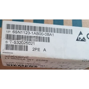 Siemens SIMODRIVE 611 LT Module 6SN1123-1AB00-0BA1 2x25A FINN POWER 098117- - Imagen 1 de 2