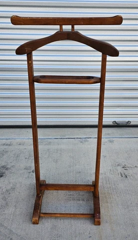 Vintage Mid Century Gentleman’s Wood Valet Butler Stand Cover