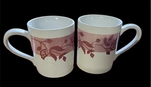 Juego de 2 tazas Corelle GYESO rojo castaño rojizo hoja y ramas de bayas ¡EE. UU.!! - Imagen 1 de 3