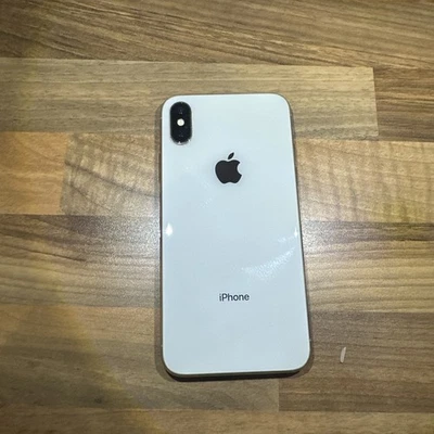 Apple iPhone X 64GB - No Power - Image 1 of 4