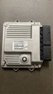 Centralina motore ECU 51854485 per Alfa Romeo Mito Mk1 2008-2013 usata (72121) - Immagine 1 di 3