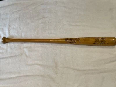 RARE Harmon Killebrew AUTO'D Lou Slugger Model K55 Pitchers Bat, Minnesota Twins - Image 1 of 4