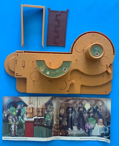 STAR WARS KENNER 1979 CREATURE CANTINA PLAYSET BASE COMPLETE Cover