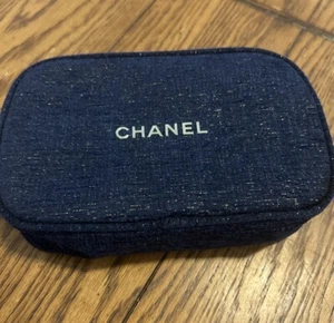 Chanel Blue Tweed Make Up Bag /Travel Clutch With Box - Picture 1 of 8