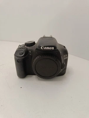 Cámara digital Canon EOS 550D 18,0 mega píxeles SLR - negra (no probada) Foto 1 de 4