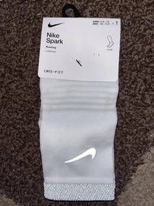 NUEVO CON ETIQUETAS Nike Spark Calcetines al Tobillo Acolchados Dri Fit para Correr Blancos 10-11.5 - Imagen 1 de 2
