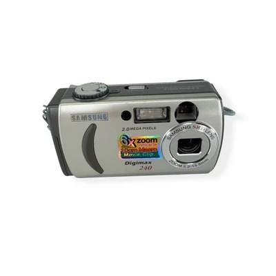 Samsung Digimax 240 Digital Camera 2.0MP 6X Zoom Compact Silver LCD Vintage - Image 1 of 4