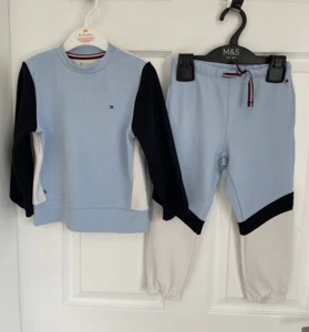 Kids Blue Mix TOMMY HILFIGER 2 Piece Lounge/Jogging Outfit Set - Age 2yrs - Picture 1 of 19
