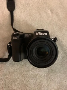 Nikon Coolpix 5700 5mp 8x Zoom ED Digital Camera UNTESTED No Charger - Picture 1 of 4