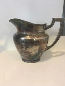 VINTAGE SILVERPLATE ON 18% NICKEL # H652 W/ Hallmarks WATER PITCHER - Picture 1 of 9