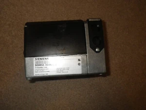 Siemens SQM50.364R1G3 Modulating Damper Motor 20Va 110V - Picture 1 of 10