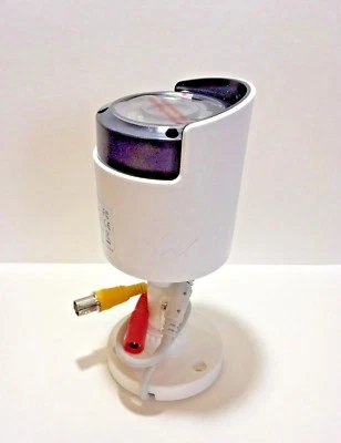 Lorex LAB243B 4MP 2K Super HD Bullet Security Camera - Image 1 of 3