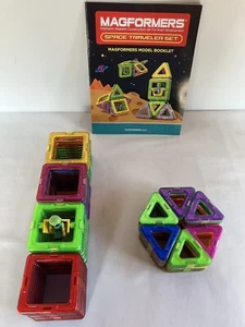 Magformers Model Booklet with a Total of 108 Piece Magnetic Space Travel Pieces - Picture 1 of 12