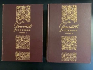"The Gourmet Cookbook" Volumes I + II by Gourmet Magazine -Hardcover -c. 1957-59 - Imagen 1 de 23