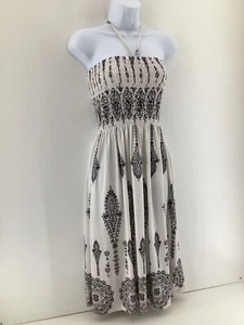 Dodo White Black Geometric Halter Neck Dress Size M L Midi Smocked - Picture 1 of 8