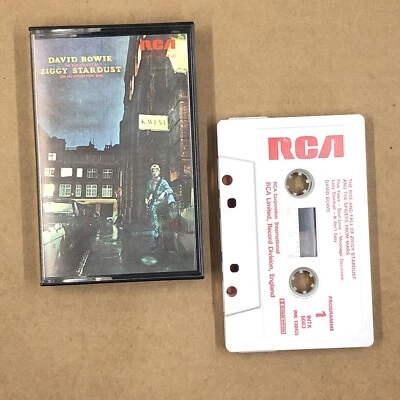 DAVID BOWIE Cassette Tape 70s Glam RISE AND FALL OF ZIGGY STARDUST UK RELEASE - Image 1 of 4