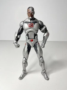 DC Comics Icons Modellino CYBORG FOREVER EVIL 20 - Foto 1 di 6