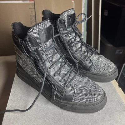 43EU/10US - Zapatillas altas Giuseppe Zanotti de cuero negro estrás plateado Foto 1 de 4