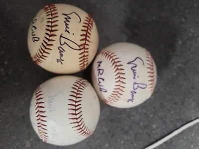 3 pelotas de béisbol firmadas por Ernie Banks HOF Chicago Cubs leyenda Mr. Cub inscripción Foto 1 de 4