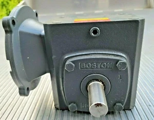 Caja de motor reductora de velocidad de engranajes Boston Worm nueva hierro fundido # 718-10SB5J3 OMNI - Imagen 1 de 8