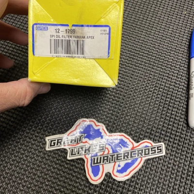 Filtro de aceite SP1 para Yamaha Apex NOS Wps 12-1799 moto de nieve filtro de grado fabricante original ¡Nuevo! Foto 1 de 4