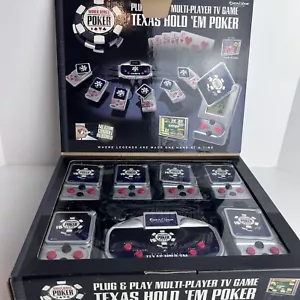 WORLD SERIES OF POKER Texas Hold'Em TV PLUG & PLAY 6 lettori Radio Shack NUOVO!! - Foto 1 di 6